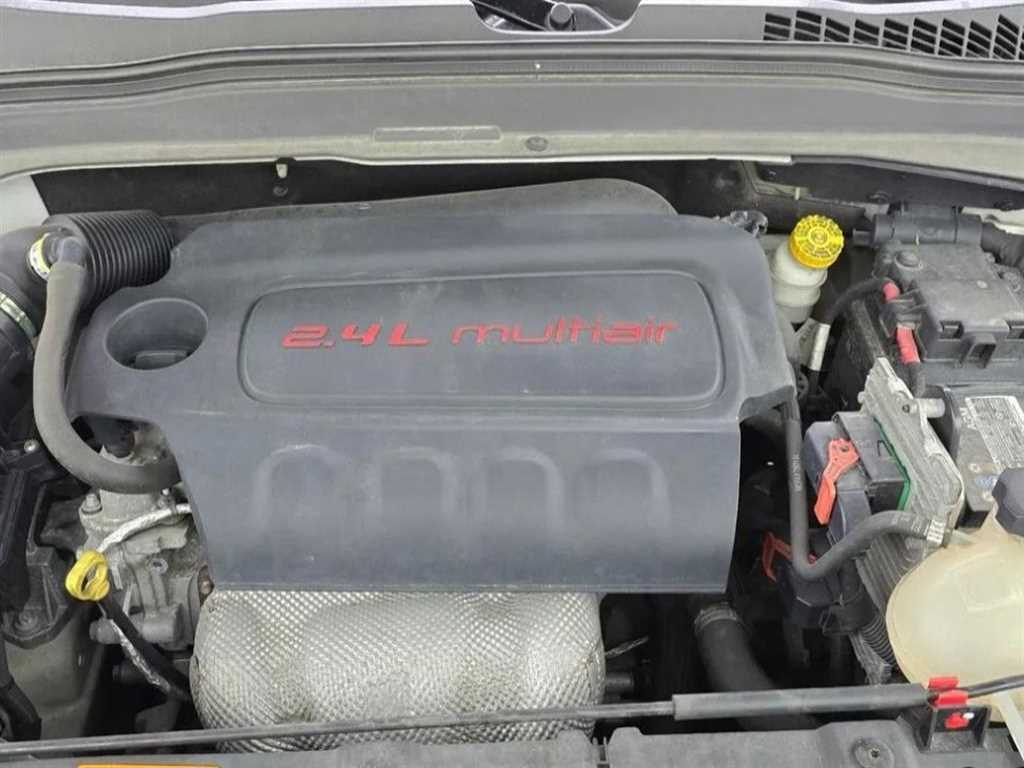 Jeep Renegade — photo 06