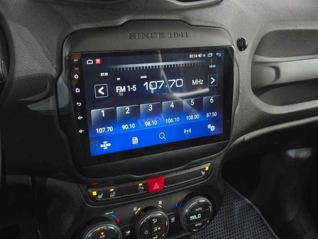 Jeep Renegade — photo 12