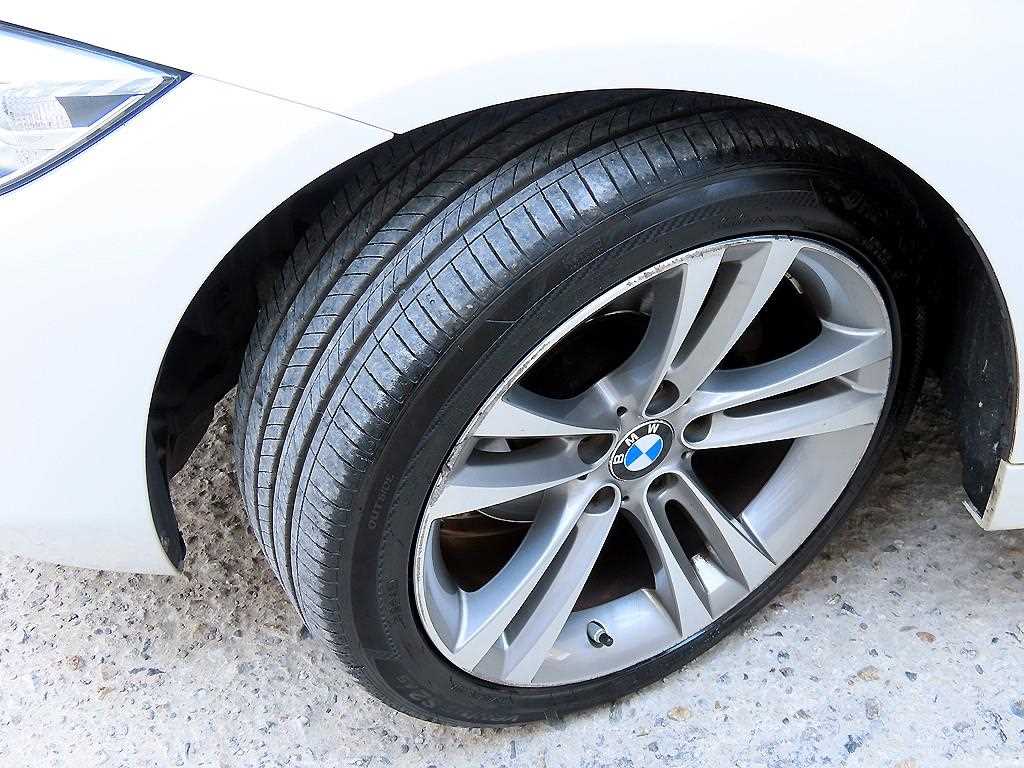 BMW 4-Series — photo 20