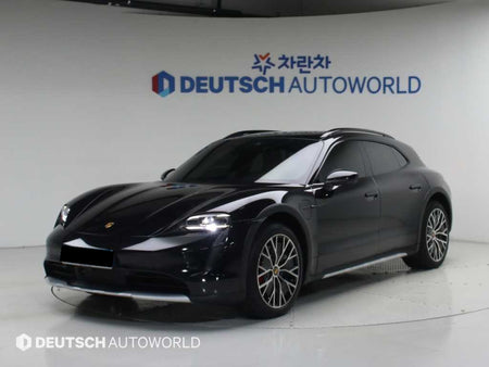 Porsche Taycan — photo 01