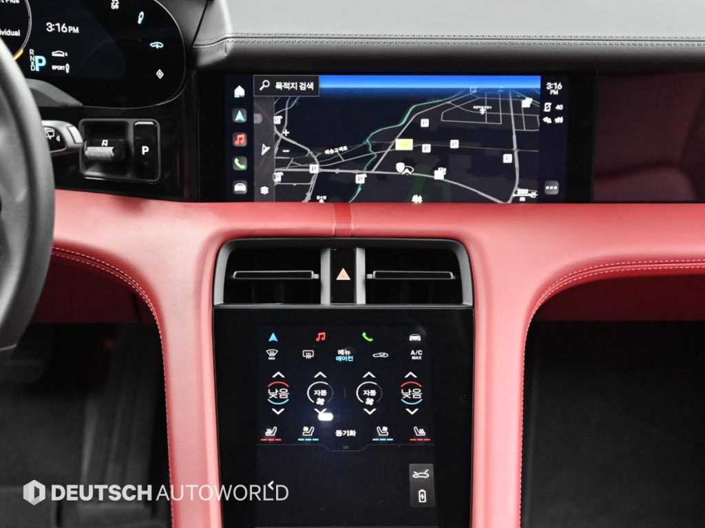 Porsche Taycan — photo 14