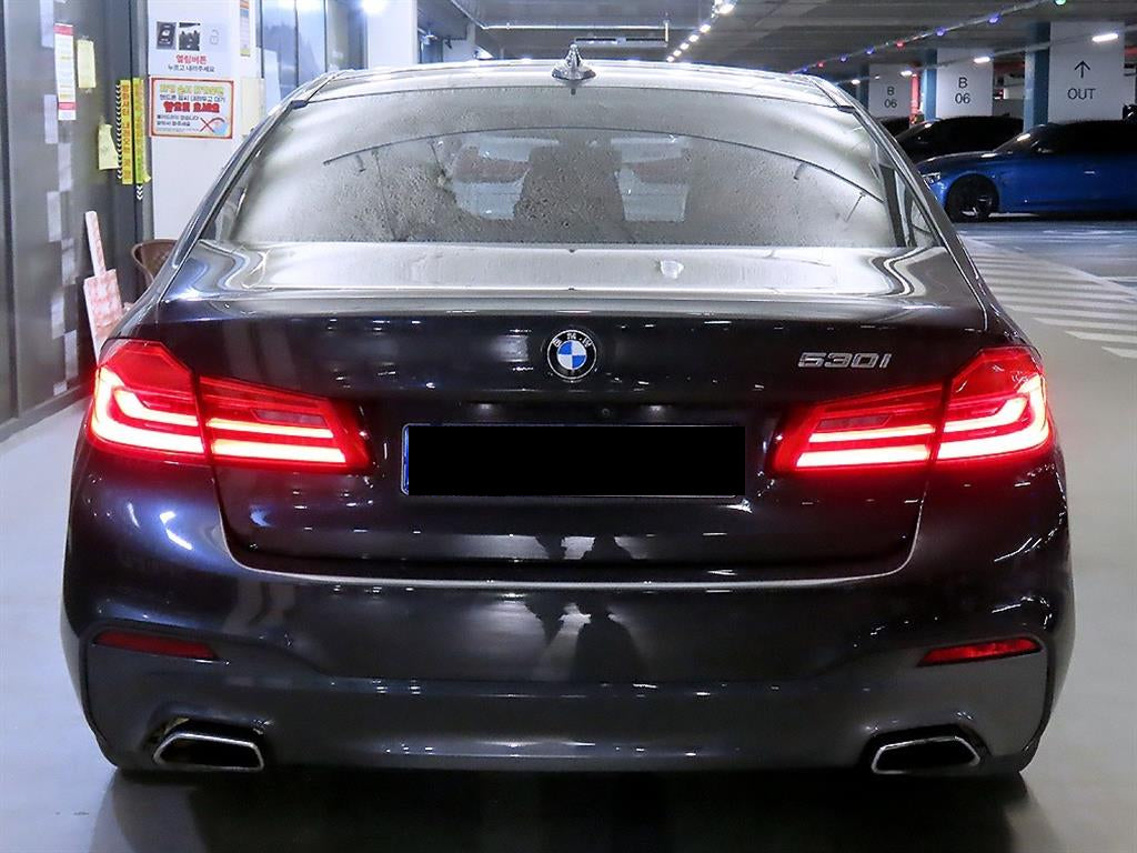BMW 5-Series — photo 05