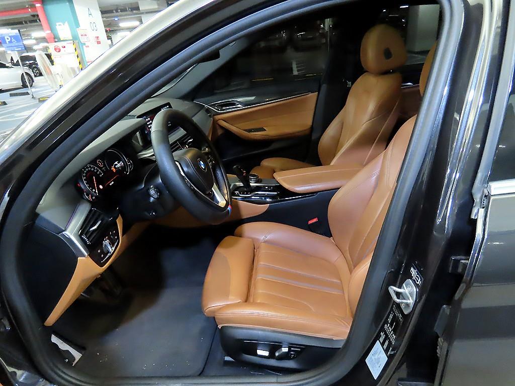 BMW 5-Series — photo 06