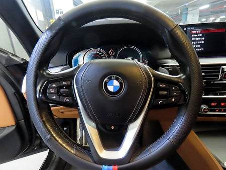 BMW 5-Series — photo 08