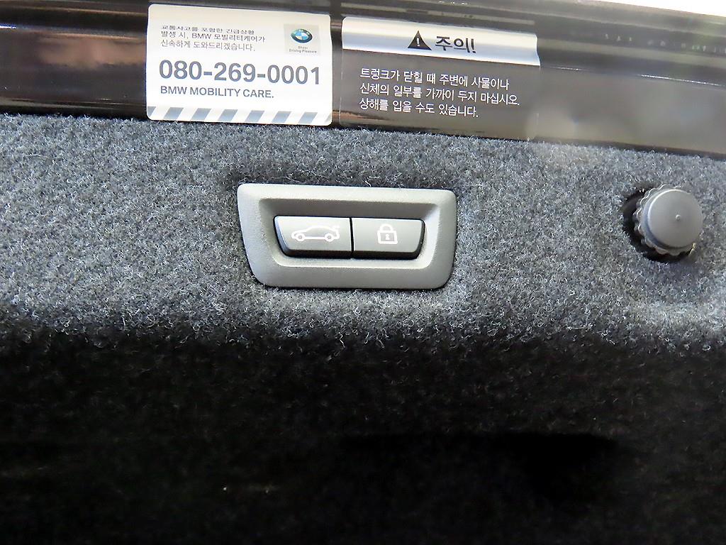 BMW 5-Series — photo 16