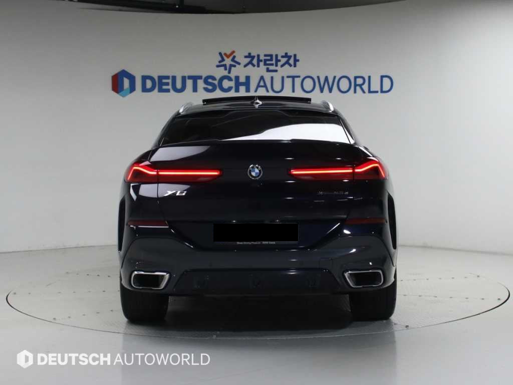 BMW X6 — photo 03