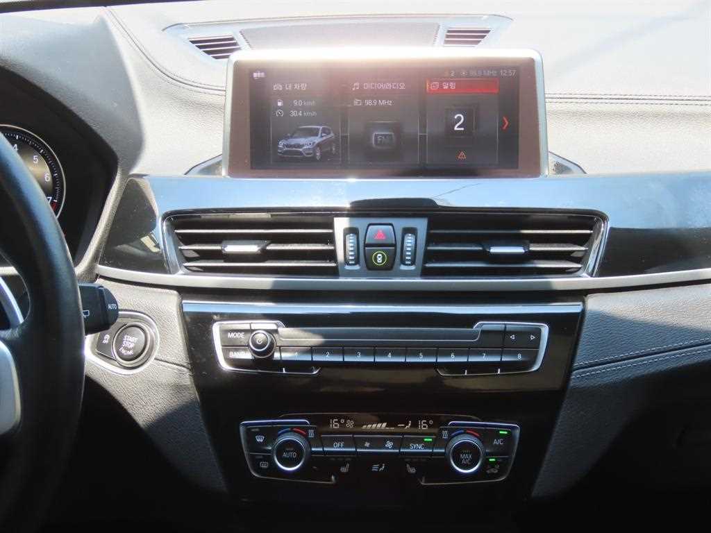 BMW X1 — photo 10