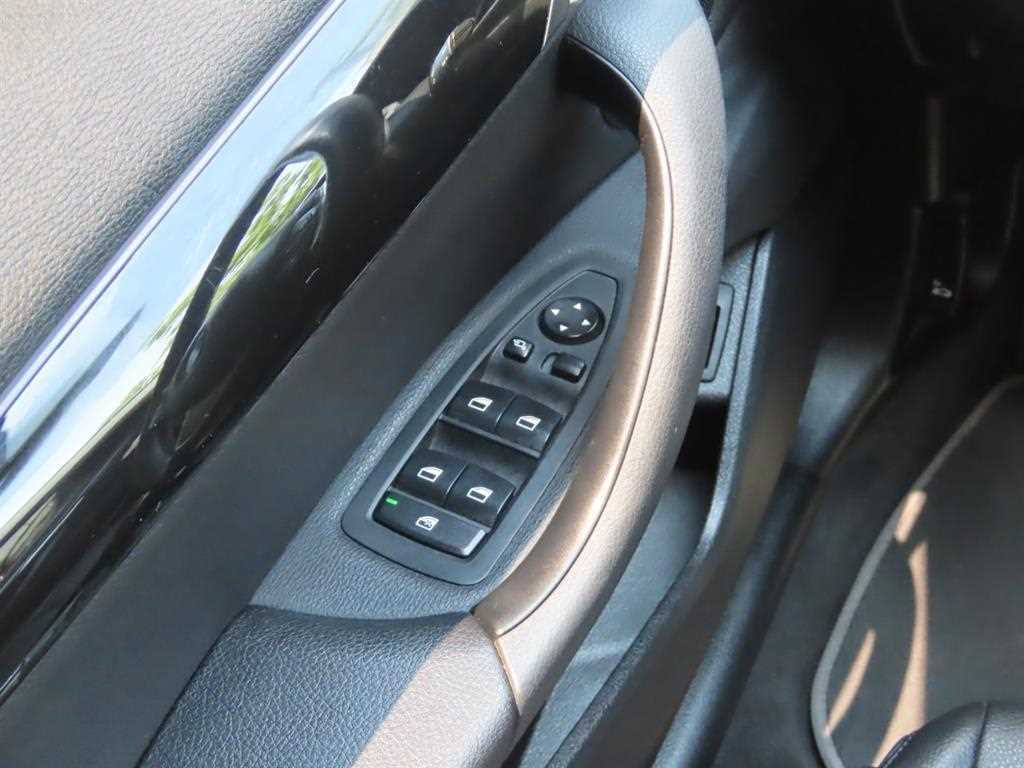 BMW X1 — photo 13