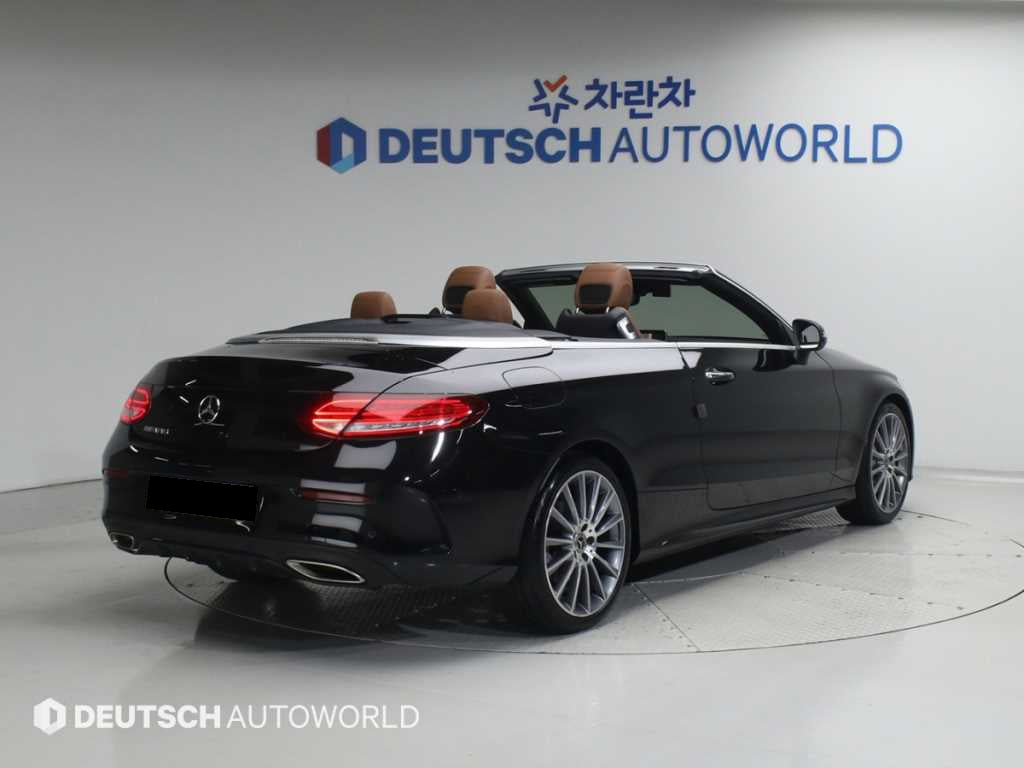 Mercedes-Benz C-Class — photo 02
