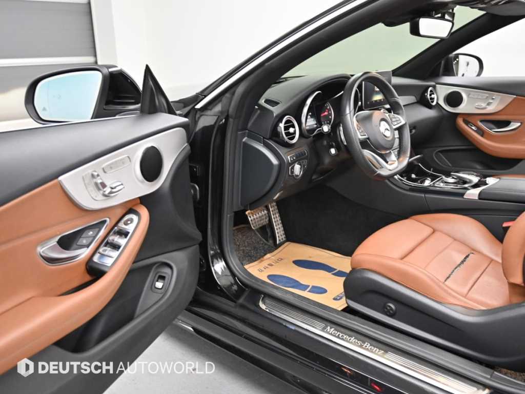 Mercedes-Benz C-Class — photo 11