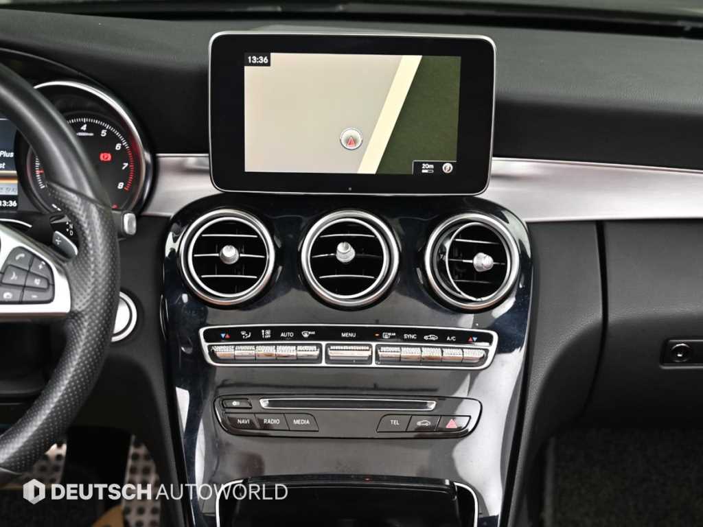 Mercedes-Benz C-Class — photo 14