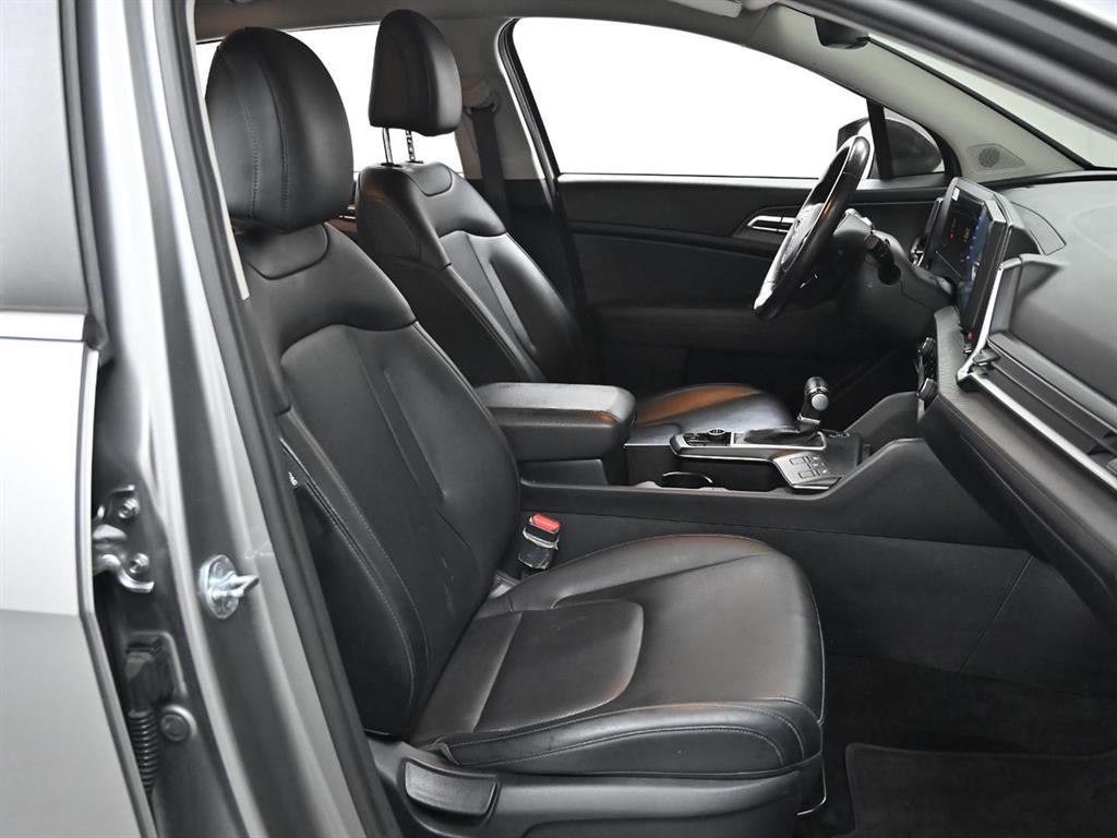 Kia Sportage — photo 09