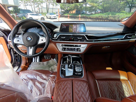 BMW 7-Series — photo 07