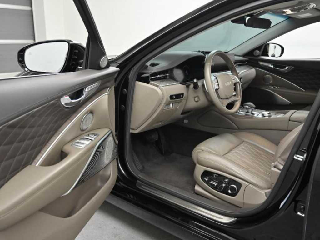 Kia K9 — photo 11