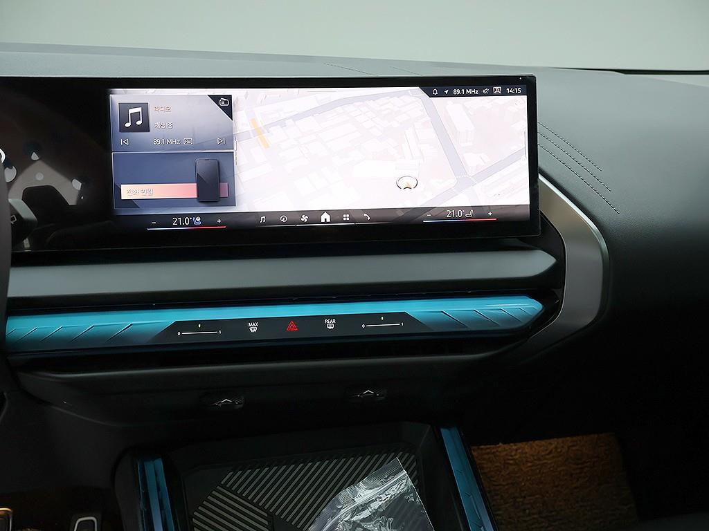 BMW X3 — photo 09