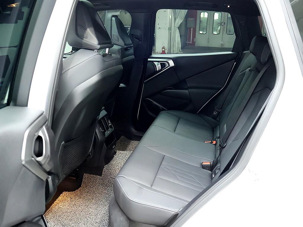 BMW X3 — photo 12
