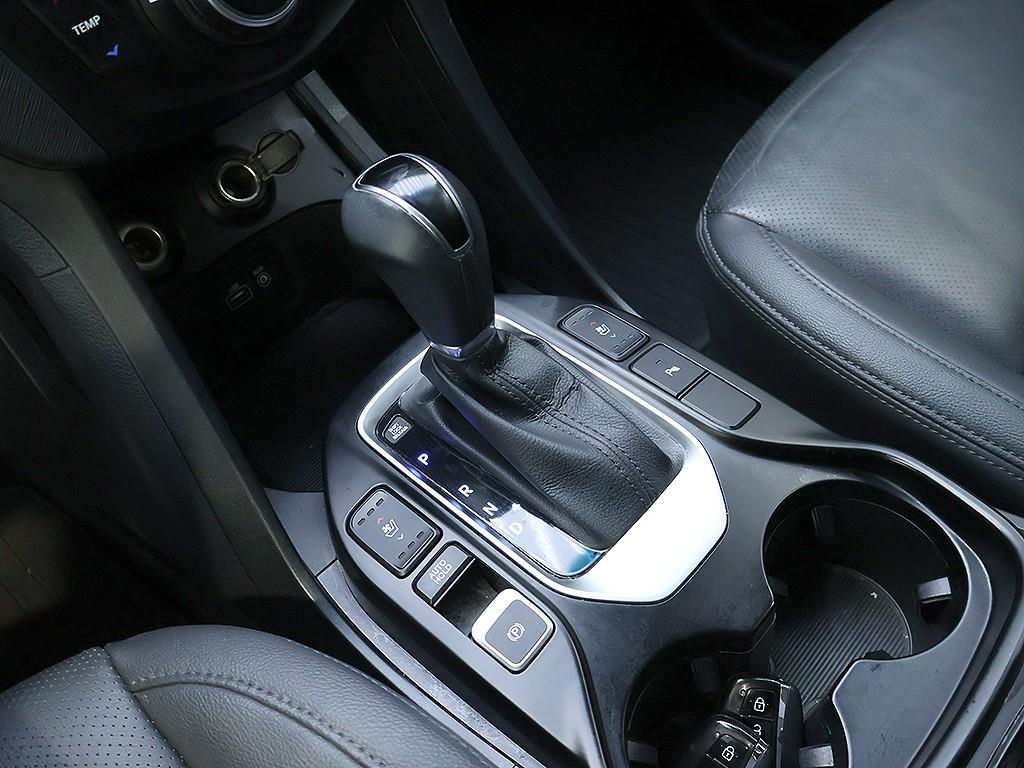 Hyundai Santafe — photo 10