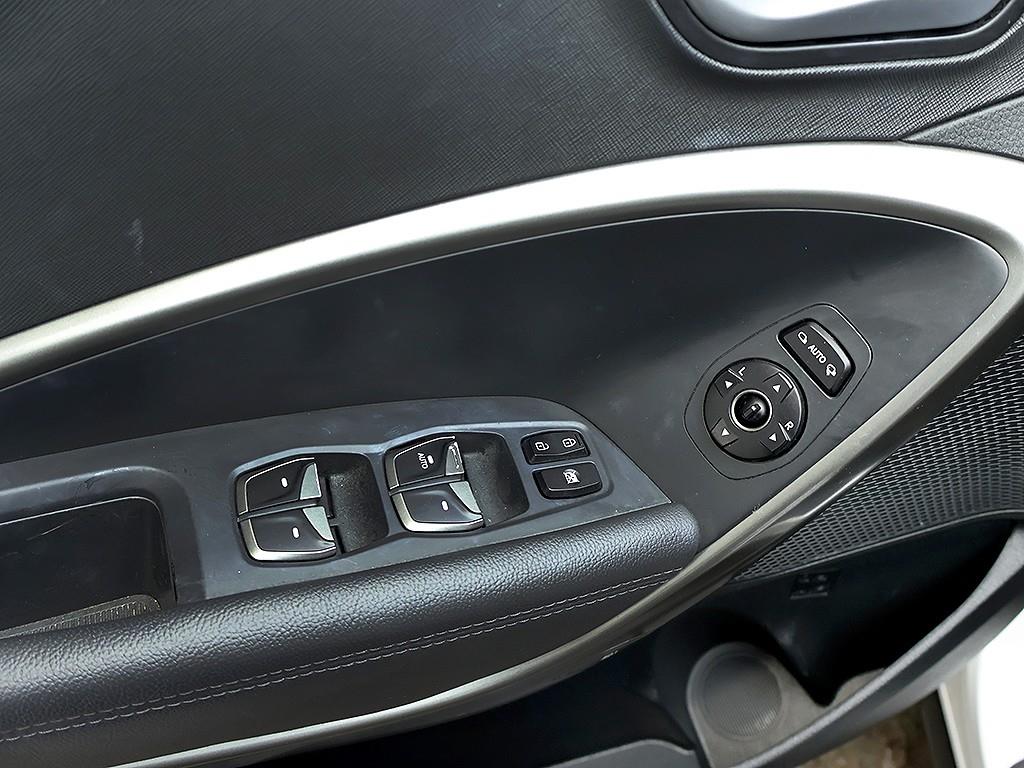 Hyundai Santafe — photo 14