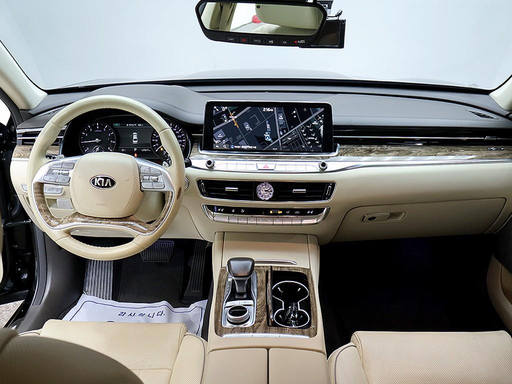 Kia K9 — photo 05