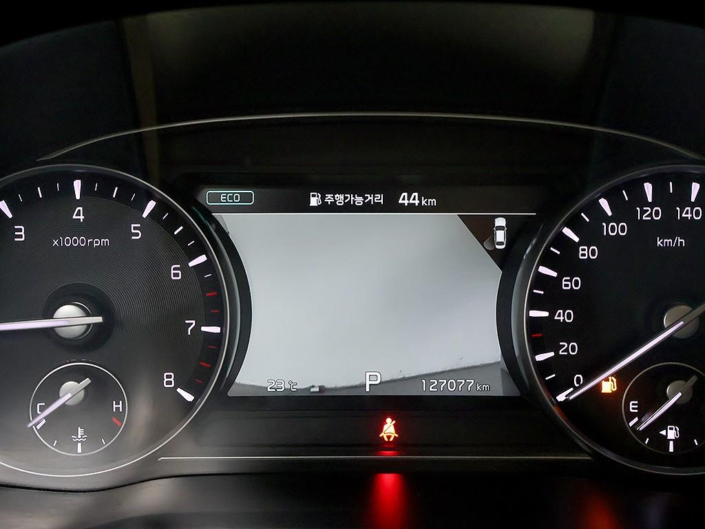Kia K9 — photo 06