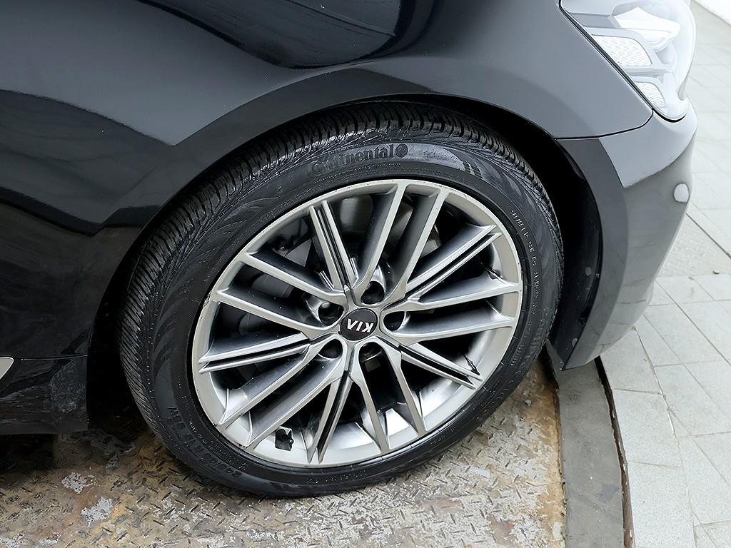 Kia K9 — photo 07