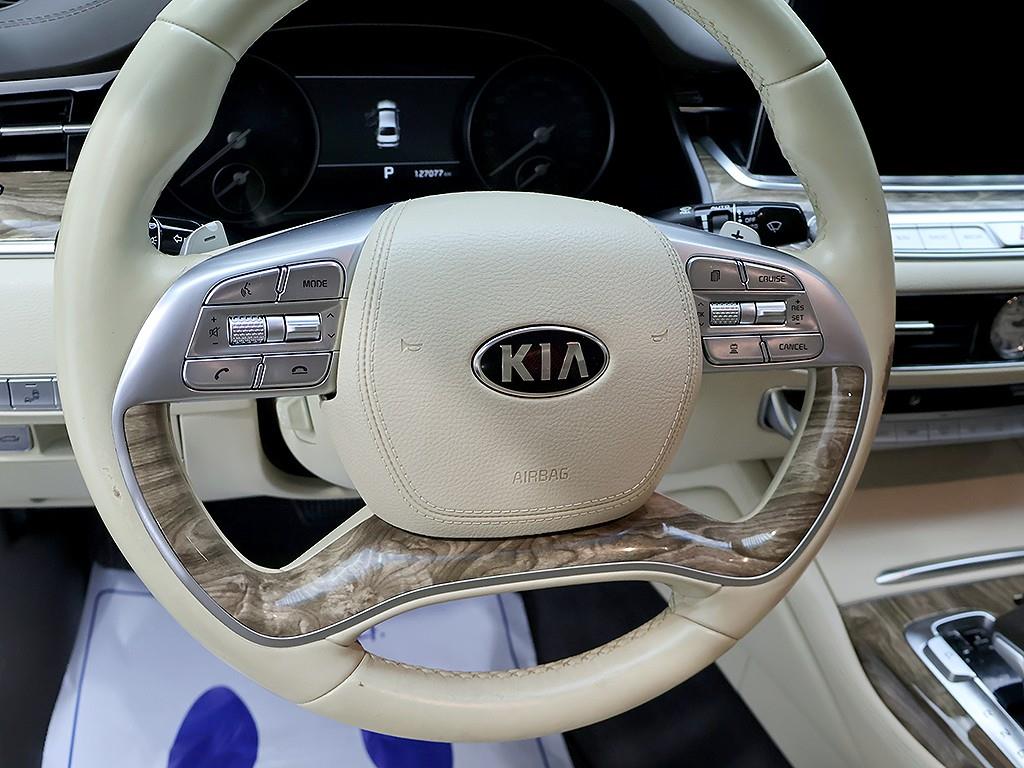 Kia K9 — photo 15