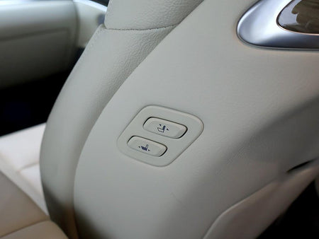 Kia K9 — photo 16