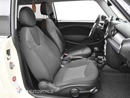 Mini Cooper — photo 10
