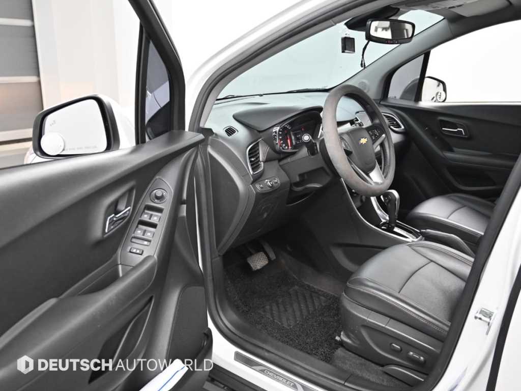 CHEVROLET Trax — photo 11