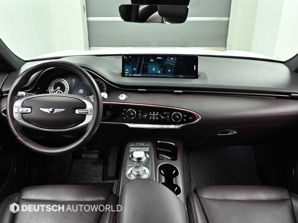 Genesis GV70 — photo 07