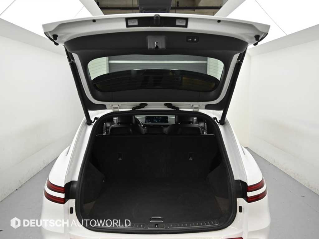Genesis GV70 — photo 19