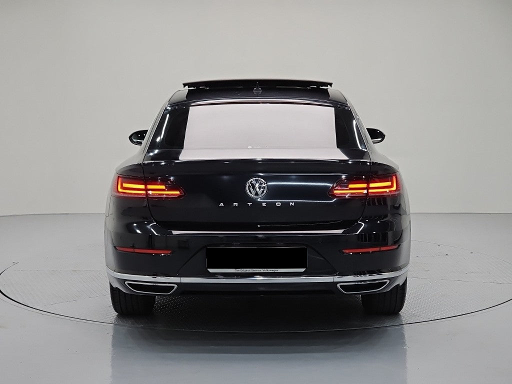 Volkswagen Arteon — photo 03
