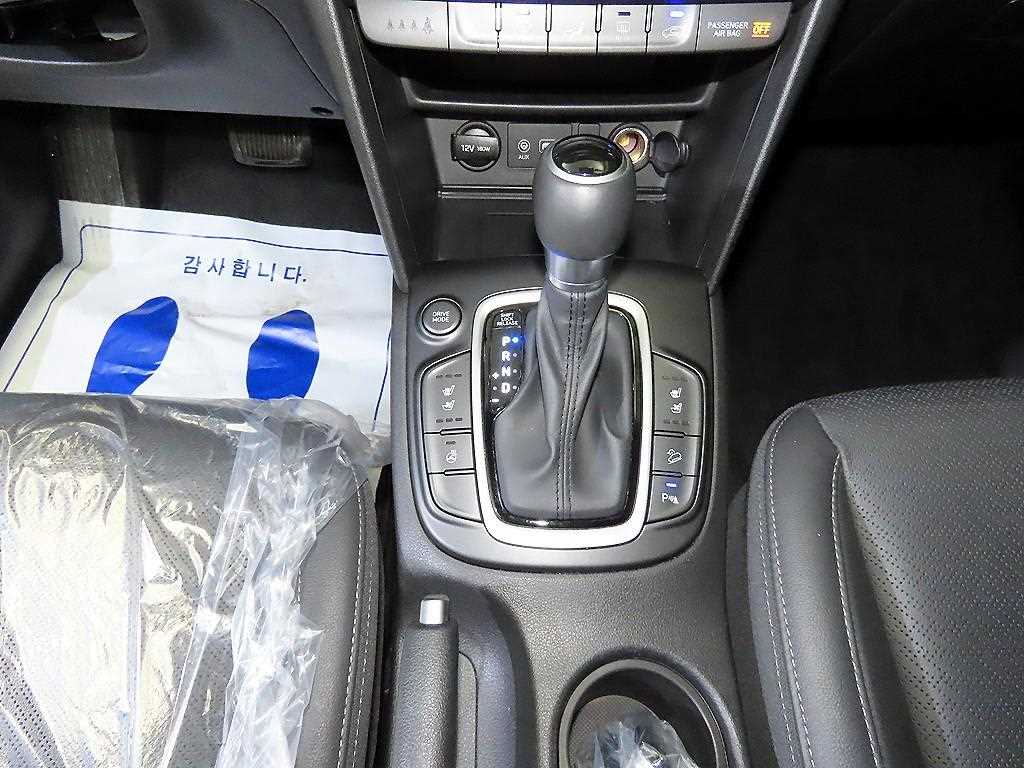 Hyundai Kona — photo 12
