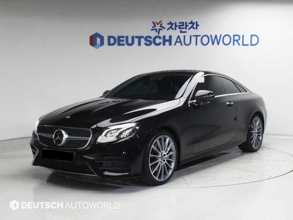 Mercedes-Benz E-Class — photo 01