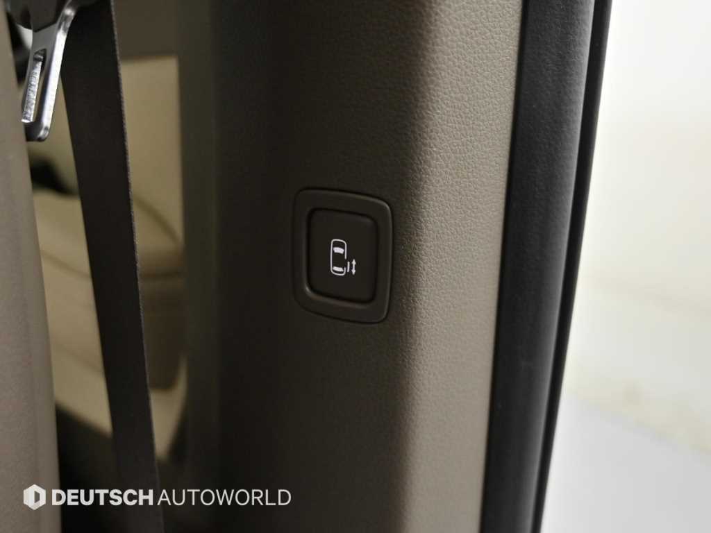 Kia Carnival — photo 18
