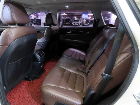 Kia Sorento — photo 07