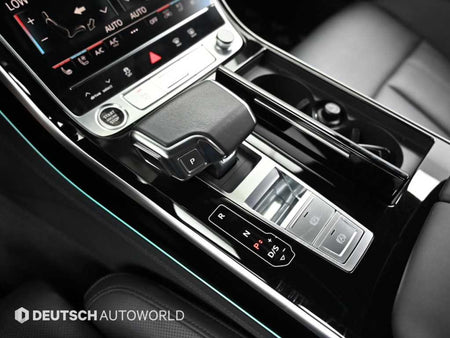 Audi A8 — photo 09