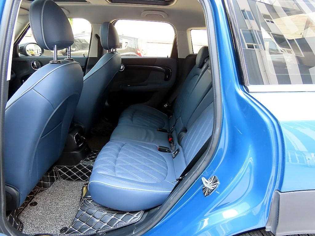 Mini Countryman — photo 06
