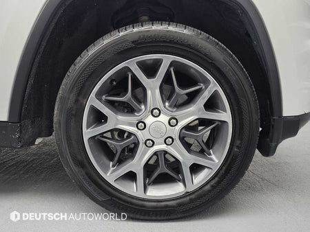 Jeep Cherokee — photo 05