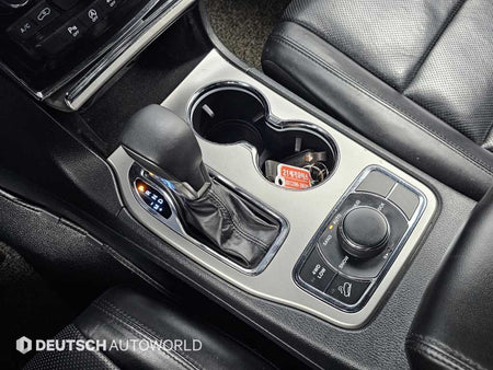 Jeep Cherokee — photo 09
