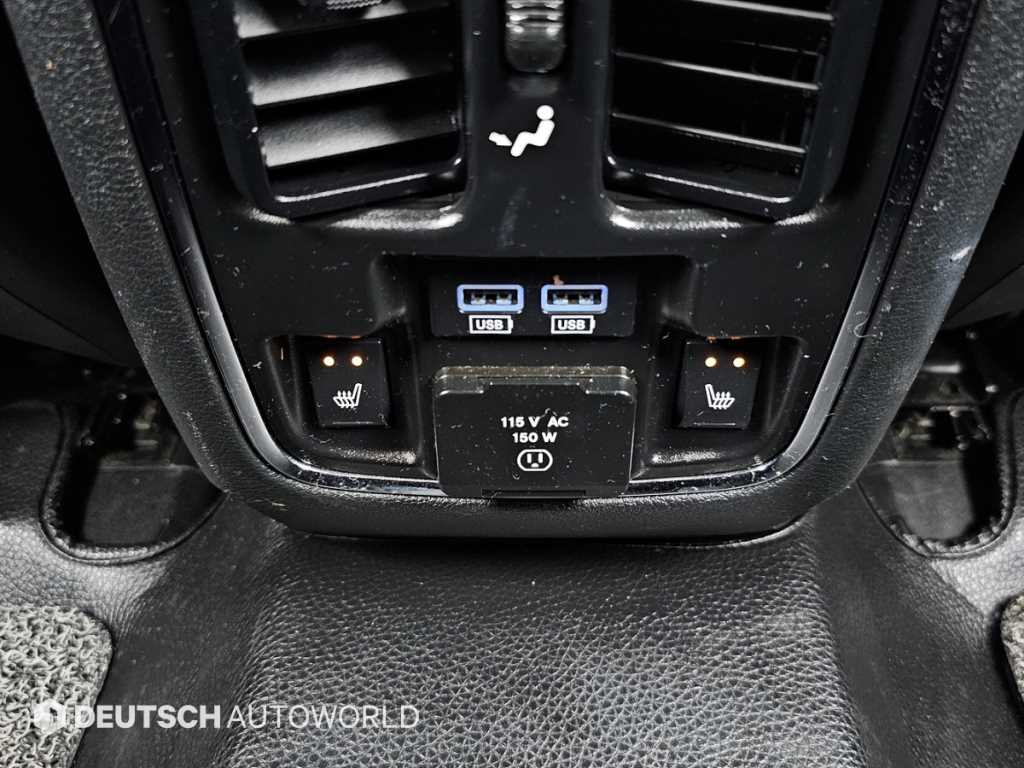 Jeep Cherokee — photo 16
