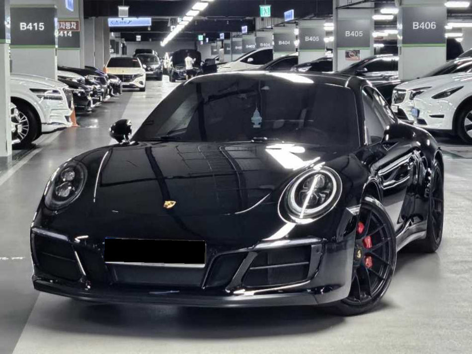 Porsche 911 — photo 01