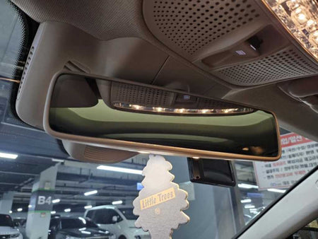 Mercedes-Benz E-Class — photo 16