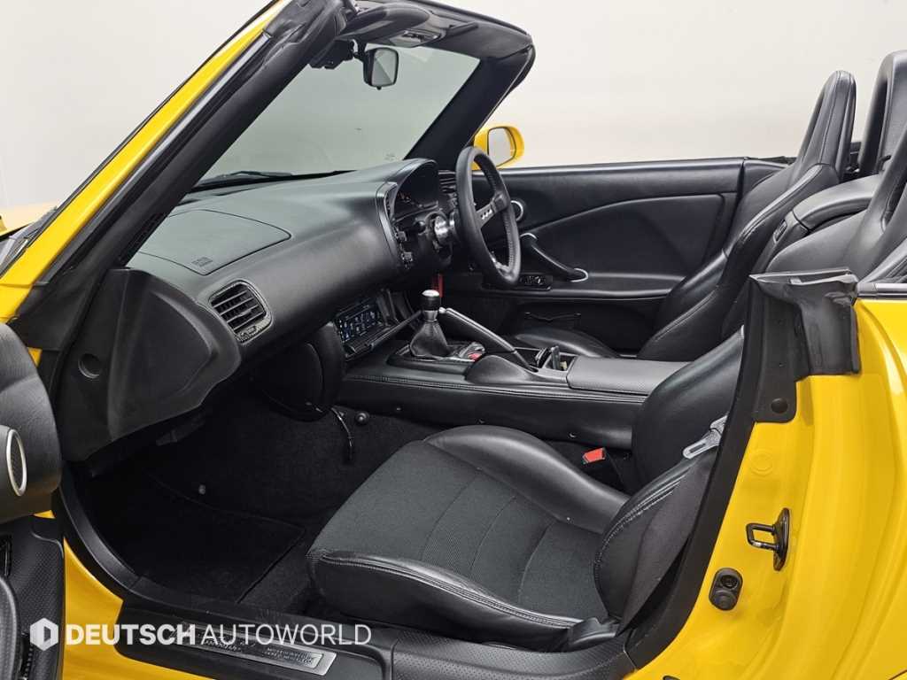 Honda S2000 — photo 11