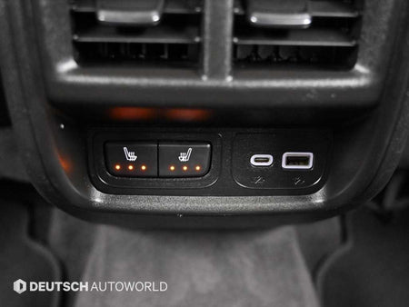 Cadillac XT4 — photo 16