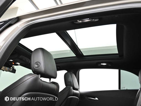 Cadillac XT4 — photo 18