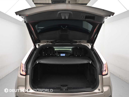 Cadillac XT4 — photo 19