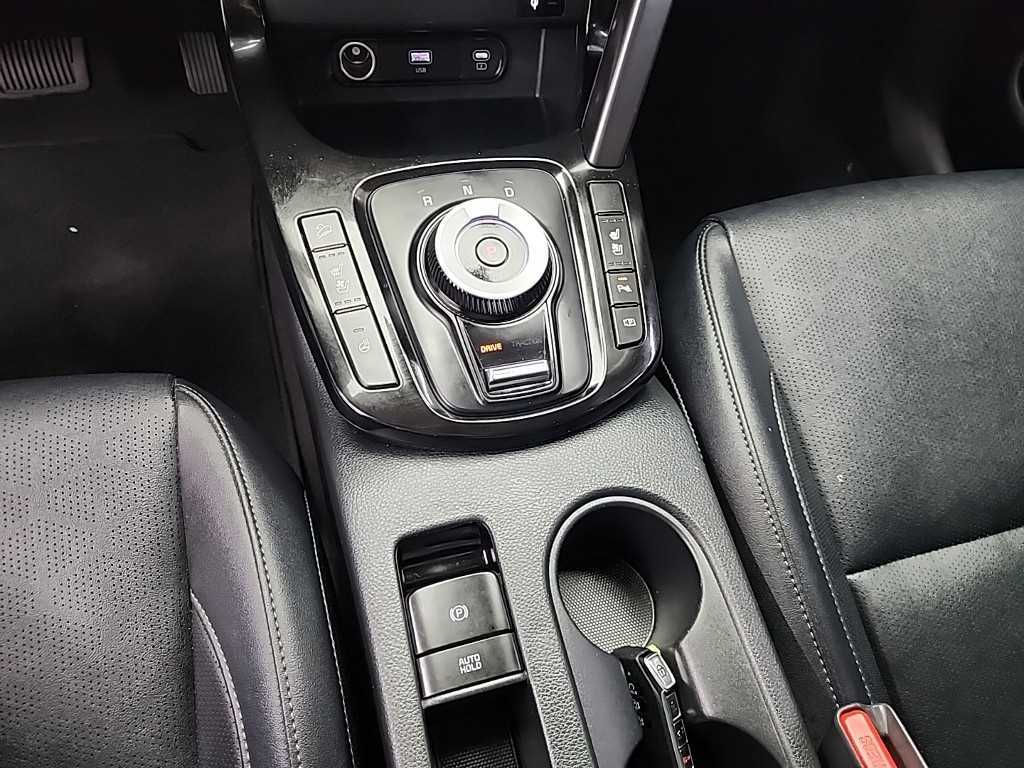Kia Seltos — photo 08
