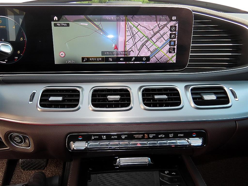 Mercedes-Benz GLE-Class — photo 14