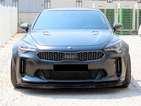 Kia Stinger — photo 01